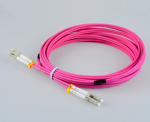 OM4 10G 0.3dB 50/125μm Fiber Optic Cord For Data Center Fiber Cabling