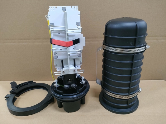 FOSC400 A8 Złącze światłowodowe, kopułowe, na 48 włókien, 96 włókien z 24 adapterami SC